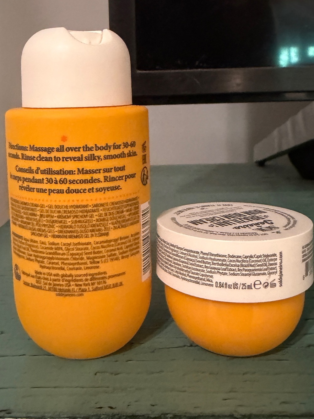 Free gift with $100 purchase - Picture 2 of 2